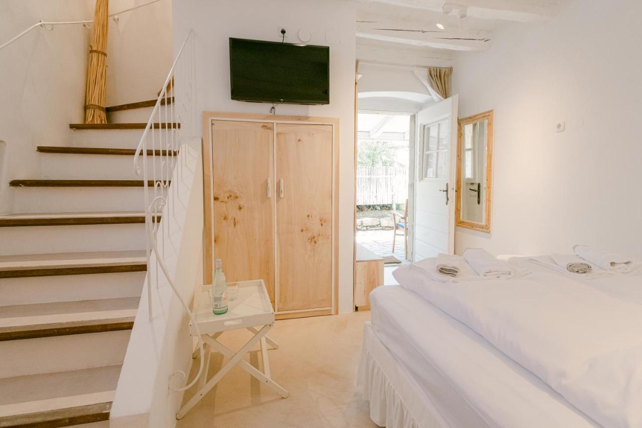 Romantic Stone House Double Room Kornić Kültér fotó